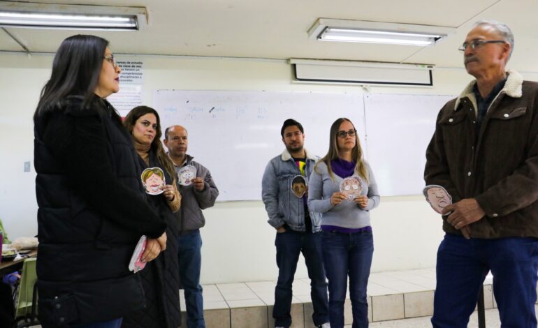  Imparten facilitadores del DIF Estatal cursos a maestros y personal administrativo de los colegios de Bachilleres de Chihuahua
