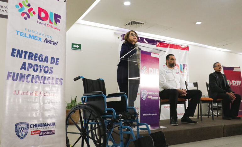  Inicia DIF Estatal entrega de 224 sillas de ruedas y prótesis de pierna con una inversión de 875 mil pesos