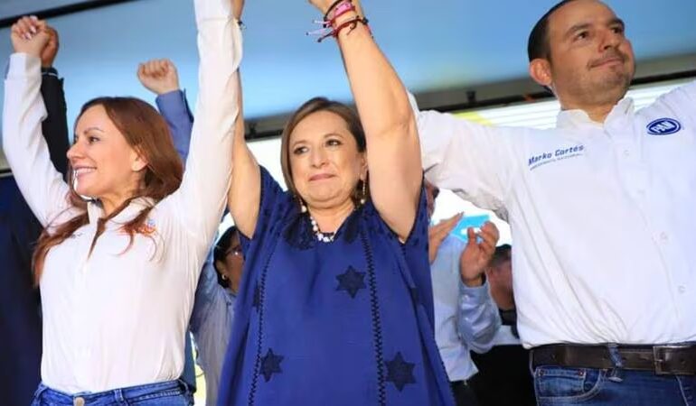  Entregan a Xóchitl Gálvez constancia oficial de su candidatura presidencial