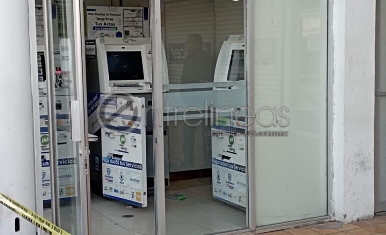  Pega delincuencia a cajeros ATM de la JMAS; de sucursal Vallarta se llevaron $261 mil