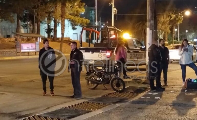  Choca contra motociclista en Av. Cuauhtémoc y se da a la fuga