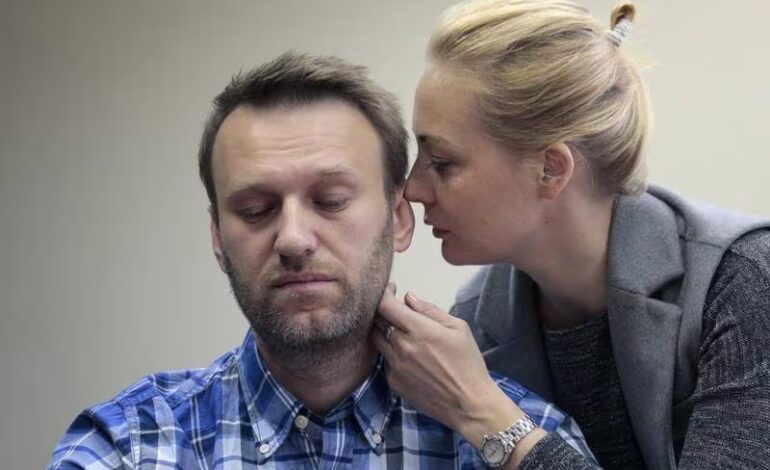  La viuda de Navalni promete continuar la lucha de su marido contra el Kremlin