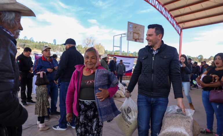  Reciben apoyo alimentario mil 200 familias del municipio de Guadalupe y Calvo