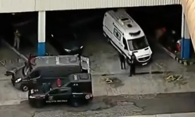  Hombre armado toma al menos 15 rehenes en una terminal de Río de Janeiro, Brasil 