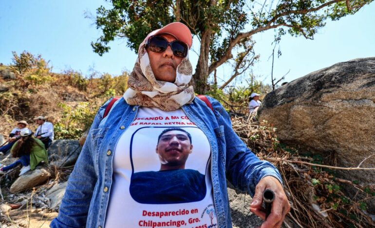  Madres buscadoras denuncian el borrado de sus hijos del censo de desaparecidos de México