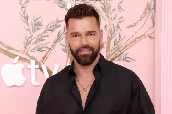  Ricky Martin confiesa que tiene amigos con derechos tras su divorcio