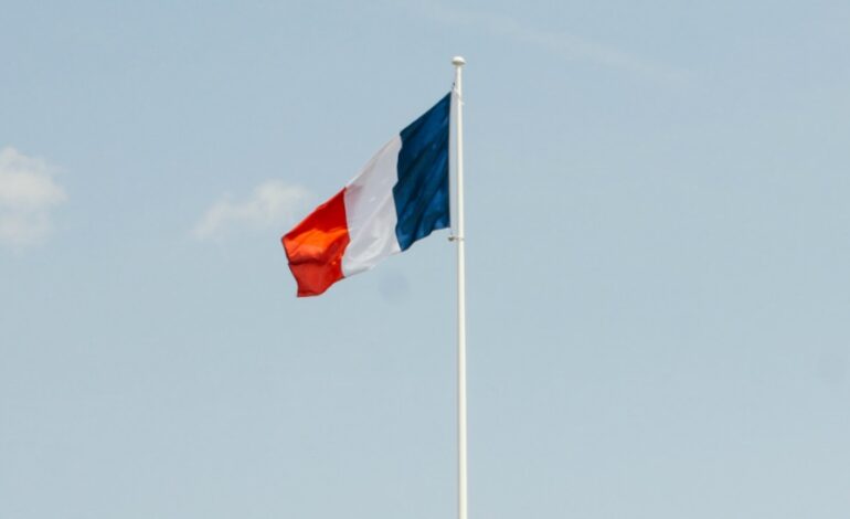  Francia eleva al máximo su nivel de alerta terrorista