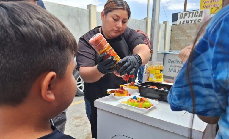  Cientos de niños y niñas festejados por la FEM en Cd. Juárez