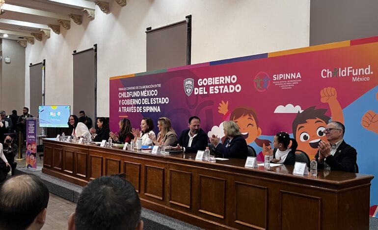  Participa alcalde Jorge Cruz en firma de convenio Childfund México y Sipinna