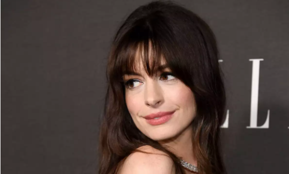  Anne Hathaway recuerda su pasado como una ‘joven crónicamente estresada’