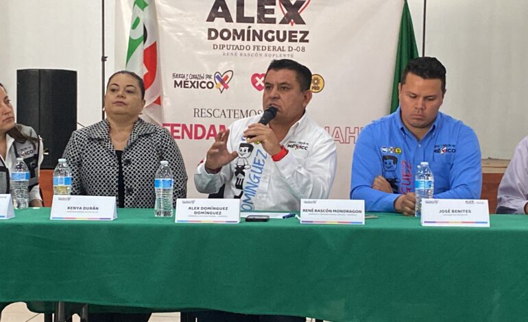  Presenta Alex Domínguez 8 de 8 en salud; principal objetivo abastecimiento de medicamentos