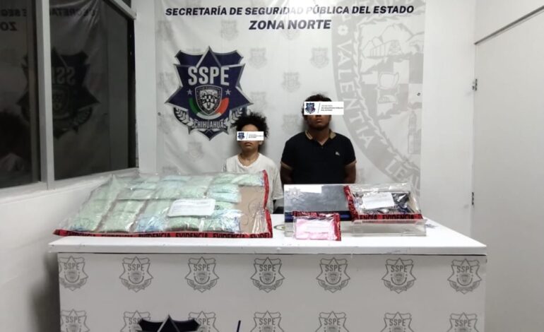  Capturan a pareja con 30 bolsas de supuesto fentanilo y porciones de presunta cocaína rosa en Juárez