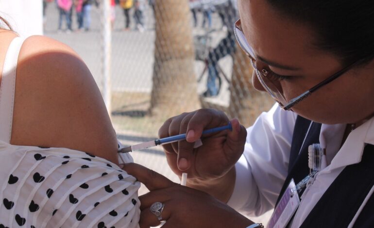  Exhorta Secretaría de Salud a aplicarse vacuna contra la influenza