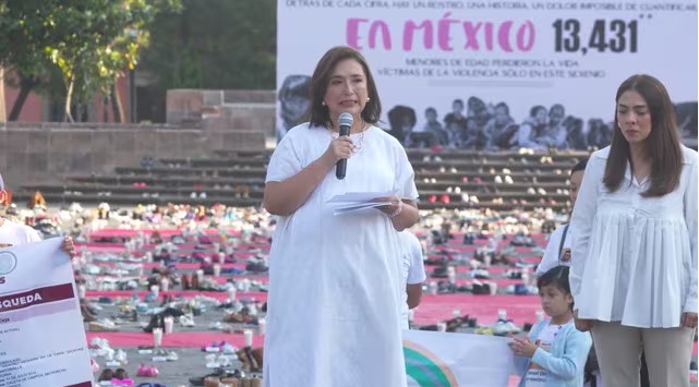  Xóchitl Gálvez encabeza protesta por 13 mil asesinatos contra las infancias durante el gobierno de AMLO