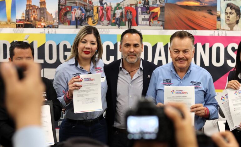  Firman Mario Vázquez y Daniela Álvarez acuerdo con Coparmex; van por el desarrollo de Juárez