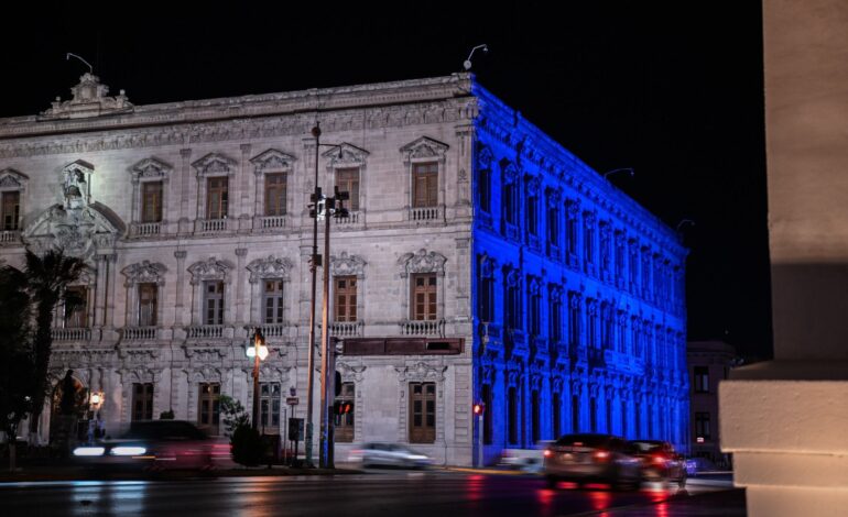 Edificios estatales se iluminan de azul por el Día Mundial de la Concientización sobre el Autismo