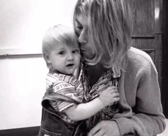  Hija de Kurt Cobain comparte fotos de la última vez que estuvieron juntos