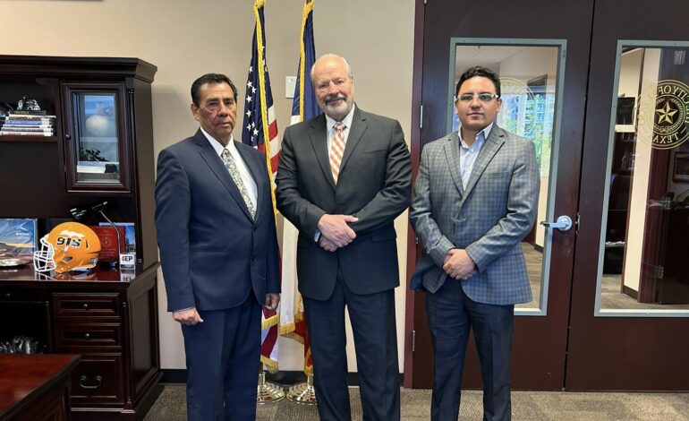  Se reúne presidente municipal de Ciudad Juárez con el alcalde de El Paso