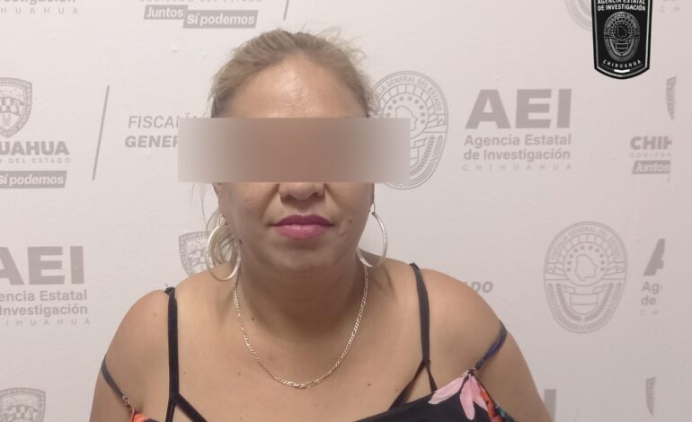  Detiene AEI a presunta vendedora de cocaína en el centro de la ciudad de Cuauhtémoc