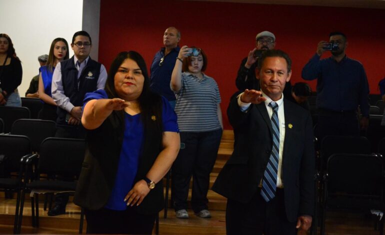  Carlos Arredondo y Alejandra Varela rinden protesta como diputados