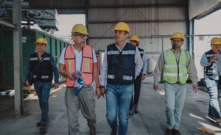  Recorre alcalde Bonilla procesadora de basura en Cuautla para conocer su modelo de operación