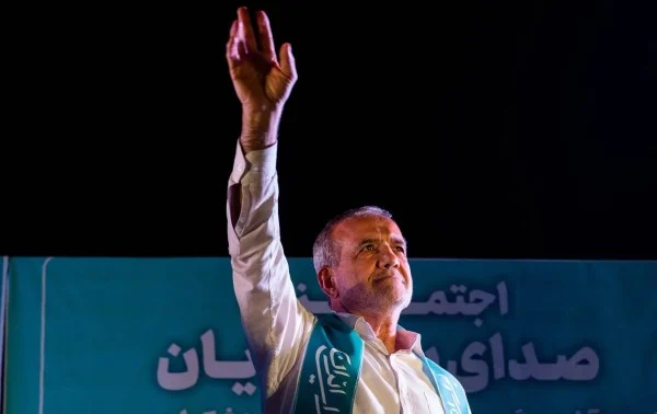 Candidato reformista gana las elecciones presidenciales de Irán