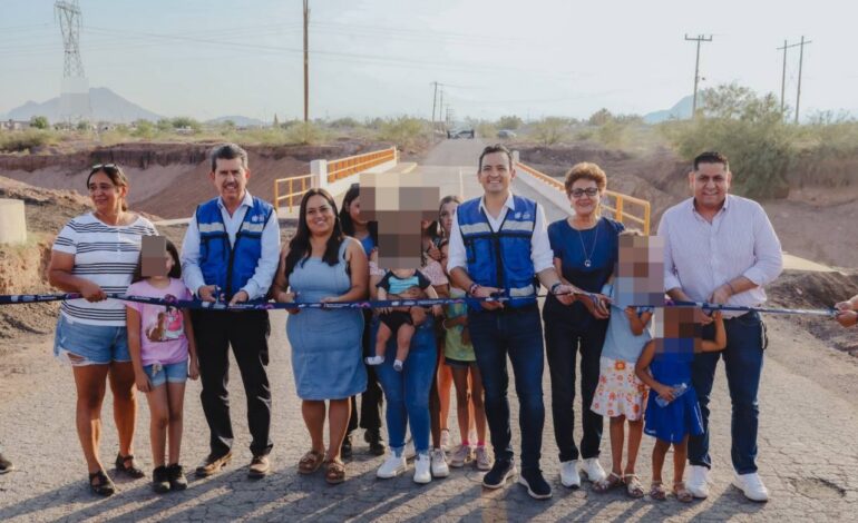  Inaugura alcalde Bonilla puente vehicular y supervisa instalación de drenajes en Sierra Azul