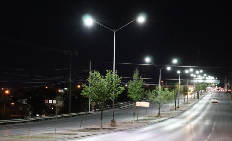  Llegó a 200 el número de colonias de Chihuahua que ya cuentan con nuevas lámparas LED: Bonilla
