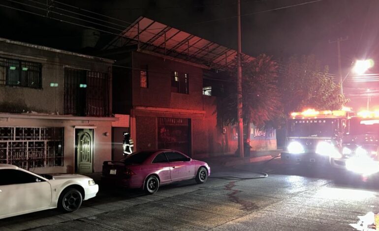  Incendio en finca de la colonia Granjas deja cuantiosos daños materiales