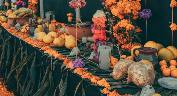 ¿Cuántas veladoras se ponen en el altar de Día de Muertos? Esto debes saber antes de montar la ofrenda