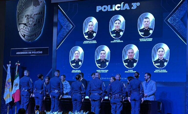  Encabeza Marco Bonilla ceremonia de ascensos de grado de más de 100 policías municipales