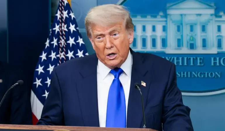  Triunfo de Trump en la Corte Suprema: podrá aplicar parcialmente su orden de acabar con la ciudadanía por nacimiento a los niños de indocumentados