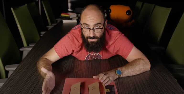  ‘Youtuber’ lanza a la venta el “reloj de la muerte”