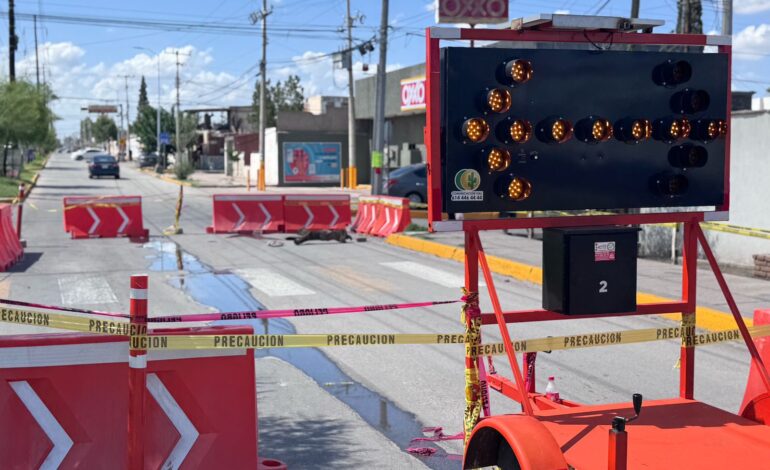  Exhorta Subsecretaría de Movilidad de la SSPE a mantener precaución por socavón en avenida De las Industrias
