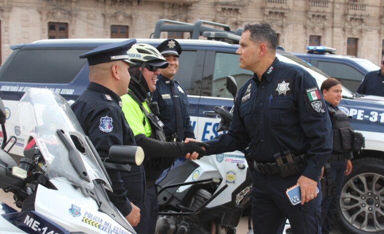  Entrega SSPE 19 vehículos a policías ganadores de la Feria del Policía 2025