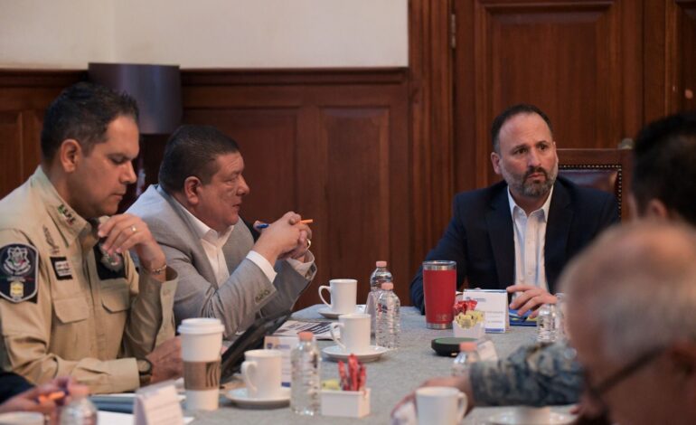  Coordinan autoridades estrategias de seguridad en Chihuahua en sesión de la Mesa de Construcción de Paz