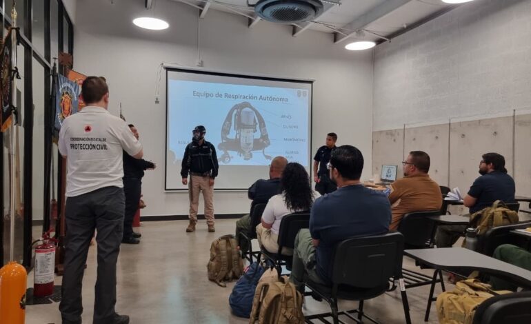  Comparten conocimiento Bomberos de Chihuahua con Protección Civil Estatal
