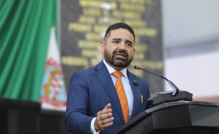  Ante intento del régimen centralista de acabar con el amparo, Francisco Sánchez urge a aprobar el Amparo al Estilo Chihuahua