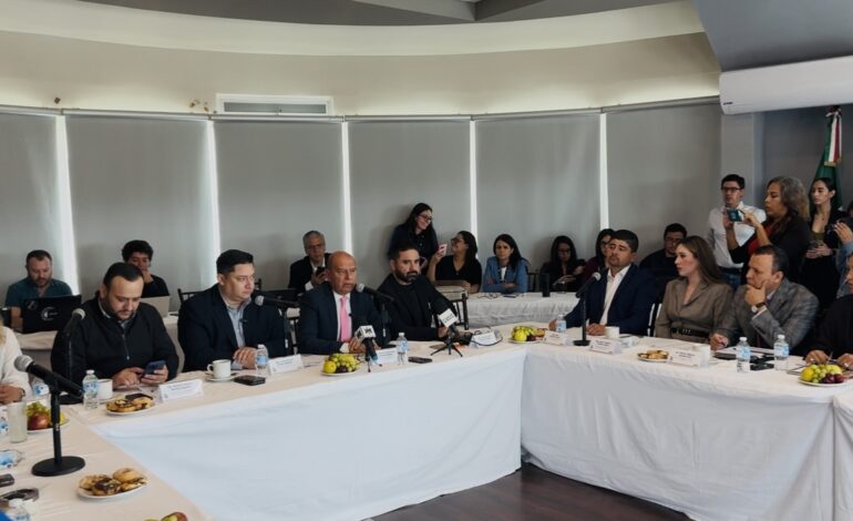  Eligen a Cuauhtémoc Estrada como presidente de la JUCOPO