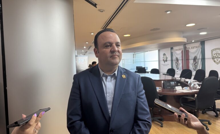  Urge Presidente del Congreso acciones reales vs el gusano barrenador; pide no politizar el tema