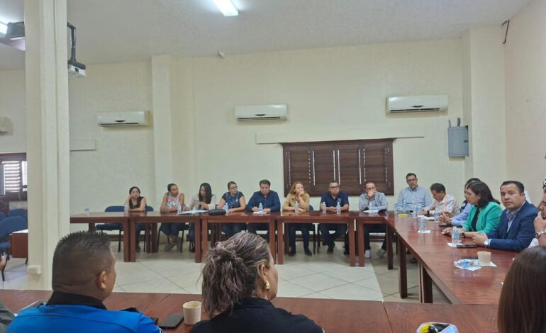  Participa Fiscalía de Distrito Zona Centro en Mesa de Seguridad efectuada en Secundaria 52 de Delicias