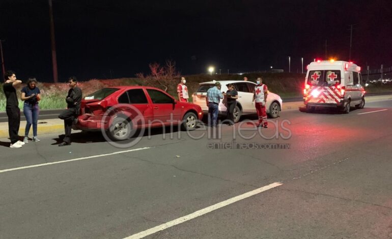  Estudiante resulta lesionada tras choque en la carretera a Aldama