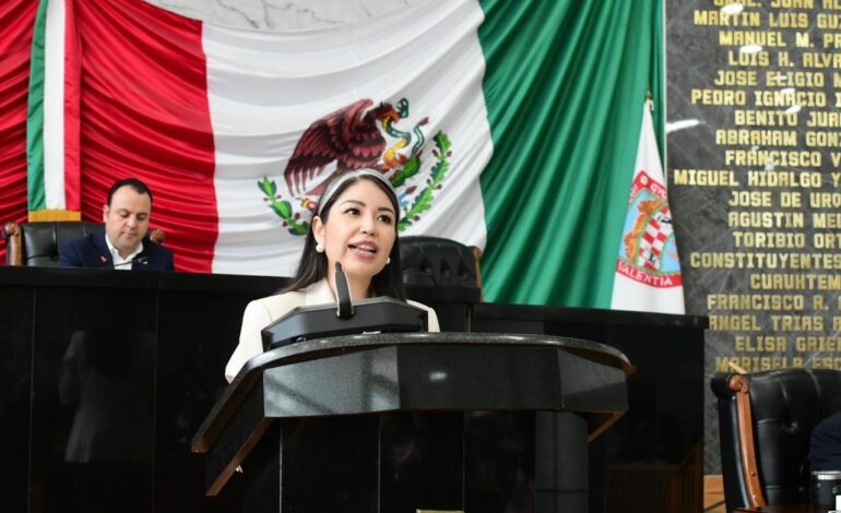  Propone Nancy Frías programas deportivos para prevenir adicciones en jóvenes de zonas vulnerables