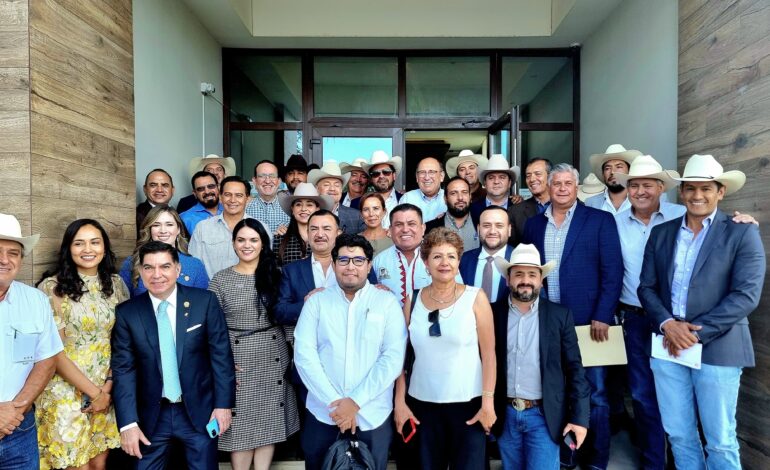  Diputados del PRI por Chihuahua encabezan bloque en común en defensa del sector ganadero