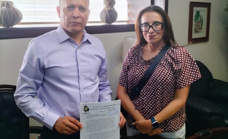  Diputada Leticia Ortega solicita auditoría a la obra “Carretera Los Pinos” en Ignacio Zaragoza