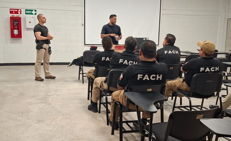  Comparte EPE de la Policía Municipal técnicas tácticas a agentes de la Fiscalía Anticorrupción
