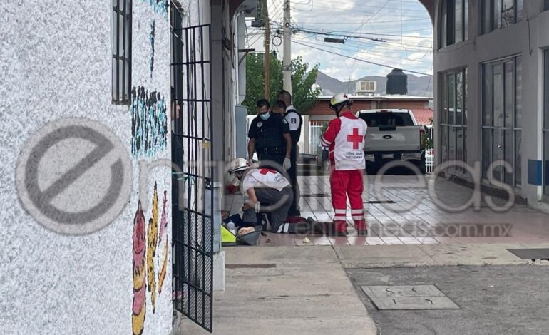  Adulto mayor ebrio cae y se fractura cadera en la colonia Colinas Del Sol