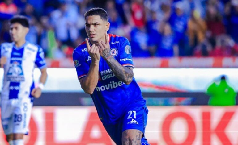  Liga MX: ‘Toro’ Fernández le da el triunfo a Cruz Azul sobre Pachuca