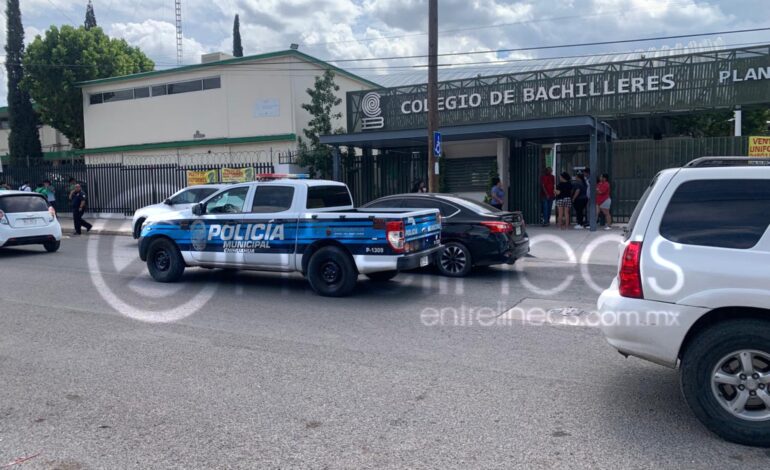  Aseguran a dos menores del Cobach 2; acosaban a compañeros y traían navaja