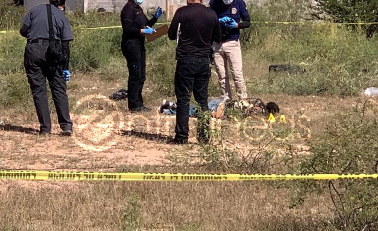  Asesinan a uno y dejan cuerpo en lote baldío de la colonia Santa Elena